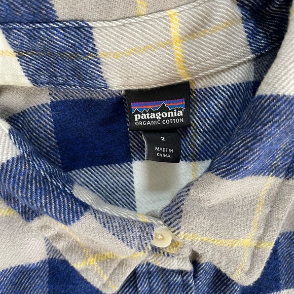 Patagonia Womens Flannel - Picture 2 of 3